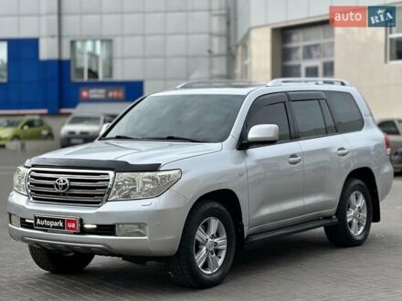 Серый Тойота Ленд Крузер, объемом двигателя 4.7 л и пробегом 292 тыс. км за 22490 $, фото 1 на Automoto.ua