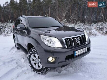 Серый Тойота Ленд Крузер, объемом двигателя 3 л и пробегом 244 тыс. км за 25500 $, фото 1 на Automoto.ua