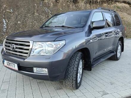 Сірий Тойота Ленд Крузер, об'ємом двигуна 4.46 л та пробігом 272 тис. км за 32000 $, фото 1 на Automoto.ua
