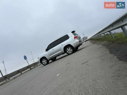 Серый Тойота Ленд Крузер, объемом двигателя 4.5 л и пробегом 280 тыс. км за 32500 $, фото 1 на Automoto.ua