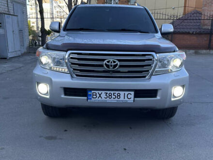 Сірий Тойота Ленд Крузер, об'ємом двигуна 4.5 л та пробігом 260 тис. км за 34800 $, фото 1 на Automoto.ua