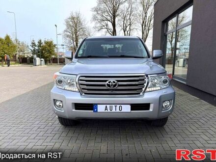 Сірий Тойота Ленд Крузер, об'ємом двигуна 4.5 л та пробігом 257 тис. км за 24500 $, фото 1 на Automoto.ua