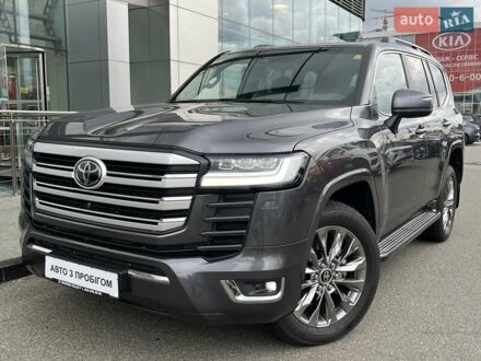 Тойота Ленд Крузер 2021 у Києві на Automoto.ua Сірий Тойота Ленд Крузер, об'ємом двигуна 3.45 л та пробігом 68 тис. км за 71773 $, фото 1 на Automoto.ua