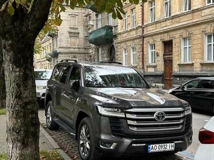 Сірий Тойота Ленд Крузер, об'ємом двигуна 3.45 л та пробігом 170 тис. км за 63500 $, фото 1 на Automoto.ua