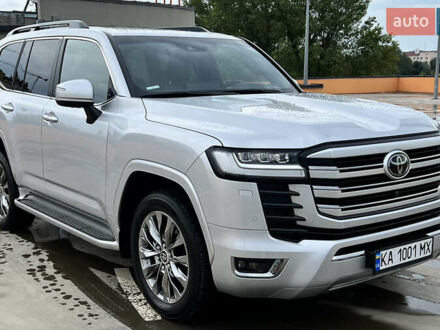 Сірий Тойота Ленд Крузер, об'ємом двигуна 3.35 л та пробігом 71 тис. км за 80999 $, фото 1 на Automoto.ua