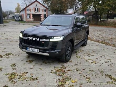 Тойота Ленд Крузер 2022 у Тячеве на Automoto.ua Сірий Тойота Ленд Крузер, об'ємом двигуна 3.3 л та пробігом 7 тис. км за 82000 $, фото 1 на Automoto.ua
