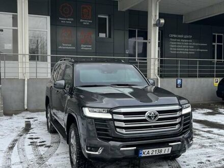 Сірий Тойота Ленд Крузер, об'ємом двигуна 3.35 л та пробігом 10 тис. км за 179850 $, фото 1 на Automoto.ua