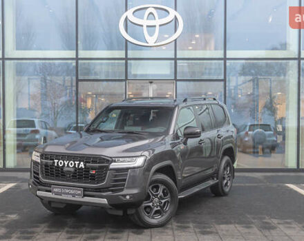 Серый Тойота Ленд Крузер, объемом двигателя 3.45 л и пробегом 34 тыс. км за 78220 $, фото 1 на Automoto.ua