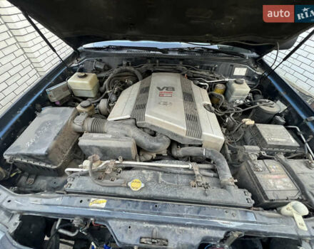 Синій Тойота Ленд Крузер, об'ємом двигуна 4.7 л та пробігом 360 тис. км за 11000 $, фото 6 на Automoto.ua