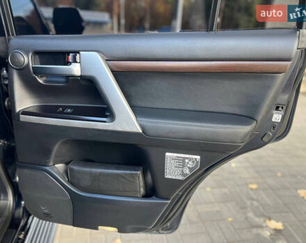 Синий Тойота Ленд Крузер, объемом двигателя 4.46 л и пробегом 230 тыс. км за 43500 $, фото 21 на Automoto.ua