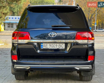 Синий Тойота Ленд Крузер, объемом двигателя 4.46 л и пробегом 230 тыс. км за 43500 $, фото 9 на Automoto.ua