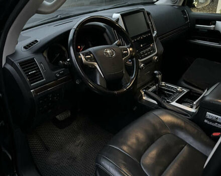 Синий Тойота Ленд Крузер, объемом двигателя 4.46 л и пробегом 183 тыс. км за 53500 $, фото 6 на Automoto.ua