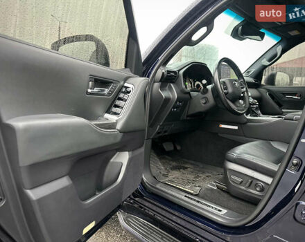 Синій Тойота Ленд Крузер, об'ємом двигуна 3.35 л та пробігом 55 тис. км за 73800 $, фото 26 на Automoto.ua