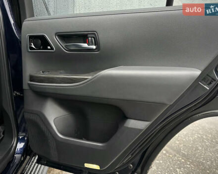 Синій Тойота Ленд Крузер, об'ємом двигуна 3.35 л та пробігом 55 тис. км за 73800 $, фото 46 на Automoto.ua