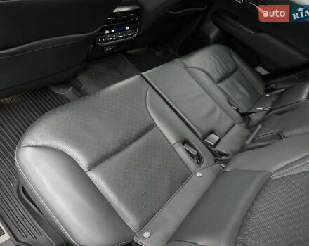 Синій Тойота Ленд Крузер, об'ємом двигуна 3.35 л та пробігом 55 тис. км за 73800 $, фото 37 на Automoto.ua