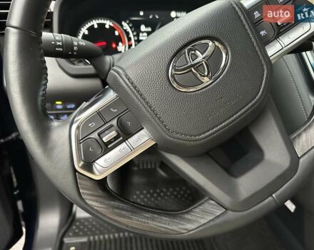 Синій Тойота Ленд Крузер, об'ємом двигуна 3.3 л та пробігом 50 тис. км за 79500 $, фото 40 на Automoto.ua