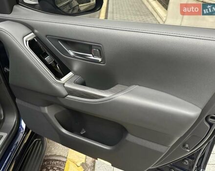 Синій Тойота Ленд Крузер, об'ємом двигуна 3.3 л та пробігом 50 тис. км за 79500 $, фото 75 на Automoto.ua