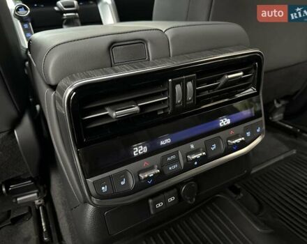 Синій Тойота Ленд Крузер, об'ємом двигуна 3.3 л та пробігом 50 тис. км за 79500 $, фото 82 на Automoto.ua