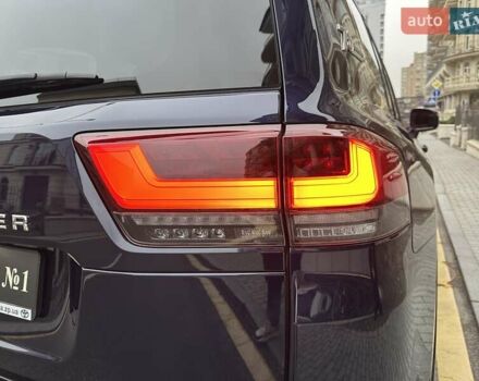 Синій Тойота Ленд Крузер, об'ємом двигуна 3.3 л та пробігом 50 тис. км за 79500 $, фото 28 на Automoto.ua