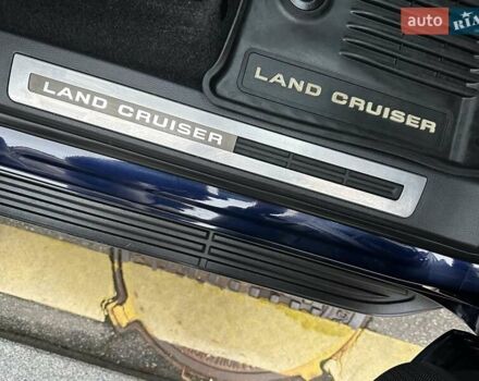 Синій Тойота Ленд Крузер, об'ємом двигуна 3.3 л та пробігом 50 тис. км за 79500 $, фото 74 на Automoto.ua