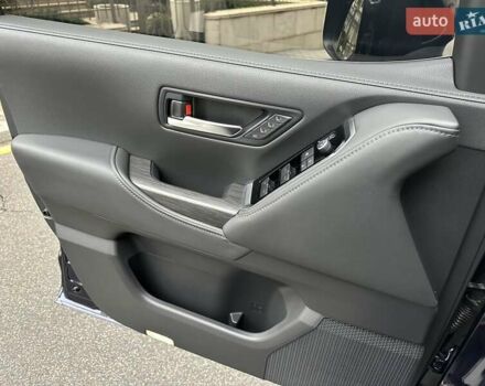 Синій Тойота Ленд Крузер, об'ємом двигуна 3.3 л та пробігом 50 тис. км за 79500 $, фото 37 на Automoto.ua