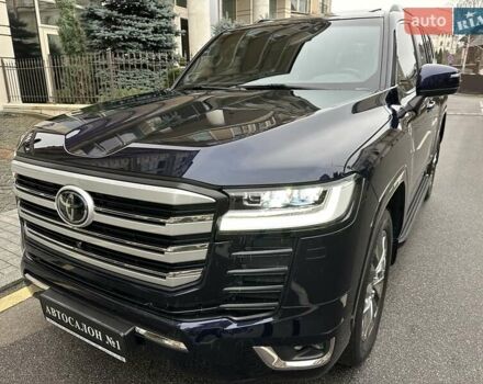 Синий Тойота Ленд Крузер, объемом двигателя 3.3 л и пробегом 50 тыс. км за 79500 $, фото 1 на Automoto.ua