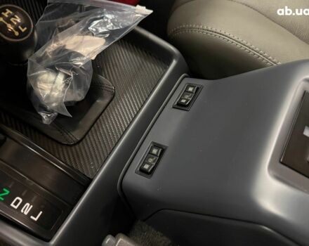 Зелений Тойота Ленд Крузер, об'ємом двигуна 4.2 л та пробігом 4 тис. км за 81890 $, фото 34 на Automoto.ua