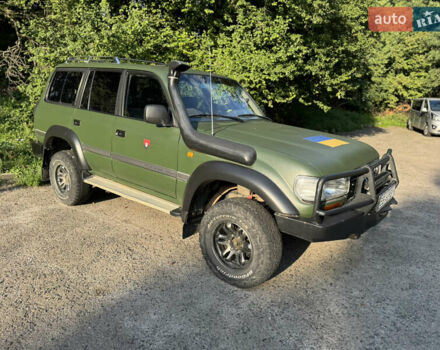 Зеленый Тойота Ленд Крузер, объемом двигателя 4.5 л и пробегом 400 тыс. км за 10500 $, фото 4 на Automoto.ua
