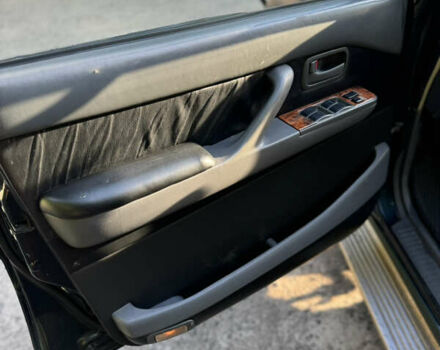 Зеленый Тойота Ленд Крузер, объемом двигателя 4.5 л и пробегом 400 тыс. км за 10500 $, фото 12 на Automoto.ua