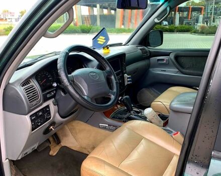 Зеленый Тойота Ленд Крузер, объемом двигателя 4.2 л и пробегом 350 тыс. км за 14600 $, фото 3 на Automoto.ua