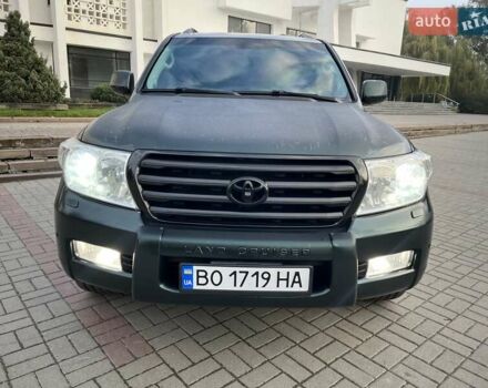 Зеленый Тойота Ленд Крузер, объемом двигателя 4.5 л и пробегом 235 тыс. км за 23500 $, фото 32 на Automoto.ua