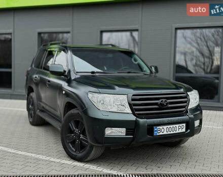 Зеленый Тойота Ленд Крузер, объемом двигателя 4.5 л и пробегом 267 тыс. км за 22999 $, фото 4 на Automoto.ua