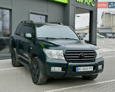 Зеленый Тойота Ленд Крузер, объемом двигателя 4.5 л и пробегом 267 тыс. км за 22999 $, фото 29 на Automoto.ua