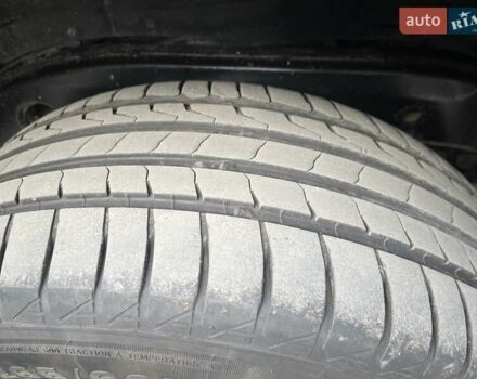 Зеленый Тойота Ленд Крузер, объемом двигателя 4.5 л и пробегом 235 тыс. км за 23500 $, фото 3 на Automoto.ua