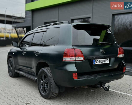 Зеленый Тойота Ленд Крузер, объемом двигателя 4.5 л и пробегом 267 тыс. км за 22999 $, фото 47 на Automoto.ua