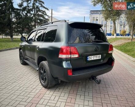 Зеленый Тойота Ленд Крузер, объемом двигателя 4.5 л и пробегом 235 тыс. км за 23500 $, фото 4 на Automoto.ua