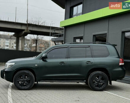 Зеленый Тойота Ленд Крузер, объемом двигателя 4.5 л и пробегом 267 тыс. км за 22999 $, фото 28 на Automoto.ua