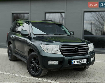 Зеленый Тойота Ленд Крузер, объемом двигателя 4.5 л и пробегом 267 тыс. км за 22999 $, фото 6 на Automoto.ua