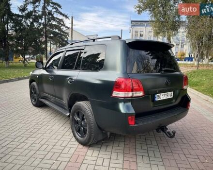 Зеленый Тойота Ленд Крузер, объемом двигателя 4.5 л и пробегом 235 тыс. км за 23500 $, фото 2 на Automoto.ua