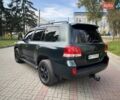 Зеленый Тойота Ленд Крузер, объемом двигателя 4.5 л и пробегом 235 тыс. км за 23500 $, фото 2 на Automoto.ua