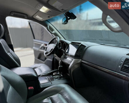 Зеленый Тойота Ленд Крузер, объемом двигателя 4.5 л и пробегом 267 тыс. км за 22999 $, фото 35 на Automoto.ua