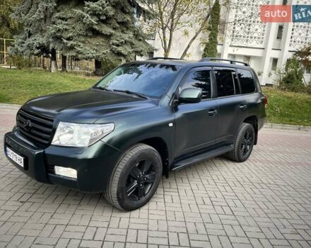 Зеленый Тойота Ленд Крузер, объемом двигателя 4.5 л и пробегом 235 тыс. км за 23500 $, фото 20 на Automoto.ua
