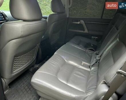 Зеленый Тойота Ленд Крузер, объемом двигателя 4.5 л и пробегом 235 тыс. км за 23500 $, фото 39 на Automoto.ua