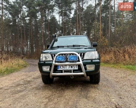 Зеленый Тойота Ленд Крузер, объемом двигателя 3 л и пробегом 312 тыс. км за 3200 $, фото 1 на Automoto.ua