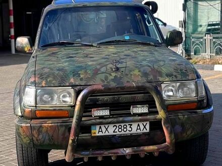 Тойота Ленд Крузер 1994 в Харькове на Automoto.ua Зеленый Тойота Ленд Крузер, объемом двигателя 4.5 л и пробегом 0 тыс. км за 10999 $, фото 1 на Automoto.ua