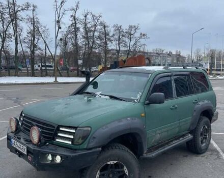Зеленый Тойота Ленд Крузер, объемом двигателя 4.7 л и пробегом 471 тыс. км за 11900 $, фото 1 на Automoto.ua