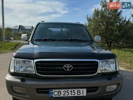 Зелений Тойота Ленд Крузер, об'ємом двигуна 4.7 л та пробігом 322 тис. км за 12000 $, фото 1 на Automoto.ua