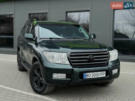Зеленый Тойота Ленд Крузер, объемом двигателя 4.5 л и пробегом 267 тыс. км за 22999 $, фото 1 на Automoto.ua