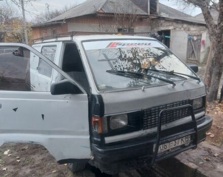 Білий Тойота Літ Айс, об'ємом двигуна 1 л та пробігом 300 тис. км за 904 $, фото 1 на Automoto.ua