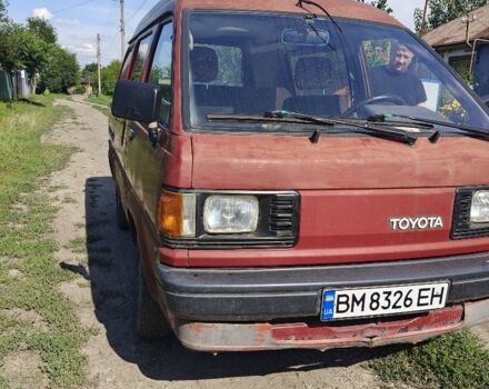 Красный Тойота Лит Айс, объемом двигателя 1.5 л и пробегом 370 тыс. км за 1150 $, фото 1 на Automoto.ua